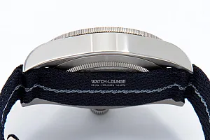 09441_watchlounge_lo.jpg