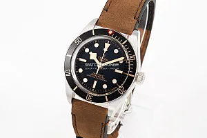 09471_watchlounge_lo.jpg