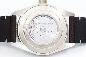 09485_watchlounge_lo.jpg