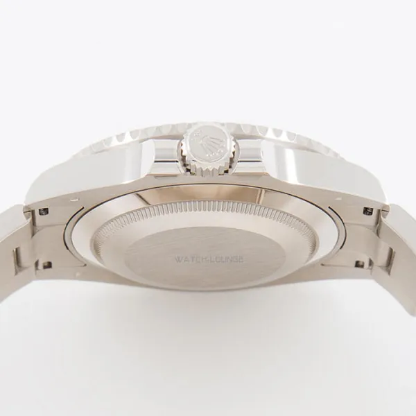 094_watchlounge_lo_1.jpg