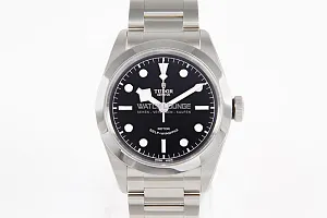 09501_watchlounge_lo.jpg