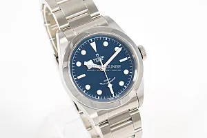 09547_watchlounge_lo.jpg