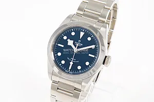 09548_watchlounge_lo.jpg