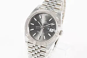 09559_watchlounge_lo.jpg