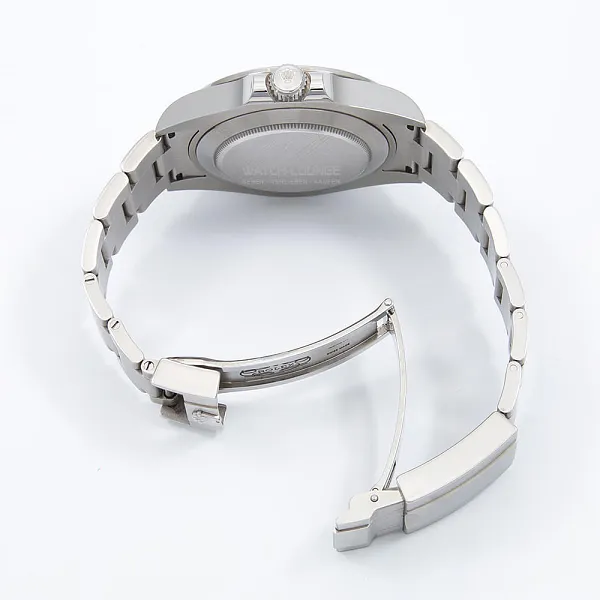 09663_watchlounge_lo.jpg