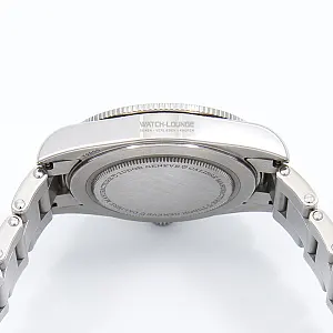 09706_watchlounge_lo_1.jpg