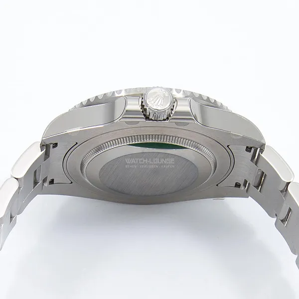 09800_watchlounge_lo.jpg