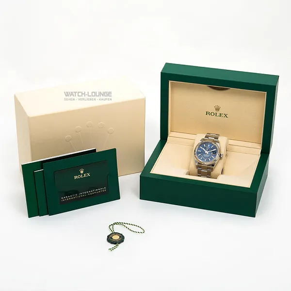 09982_watchlounge_lo_1.jpg