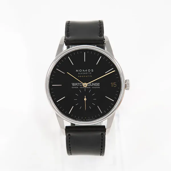 10446_watchlounge_lo.jpg