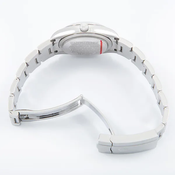 10621_watchlounge_lo.jpg