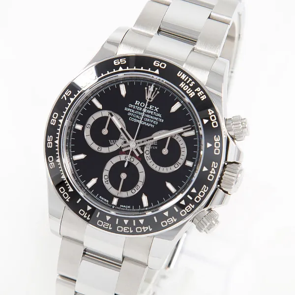 10647_watchlounge_lo_1.jpg