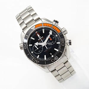 10833_watchlounge_lo.jpg