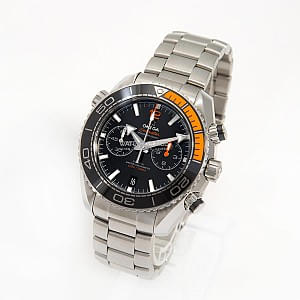 10836_watchlounge_lo.jpg