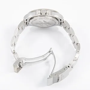 11173_watchlounge_lo.jpg