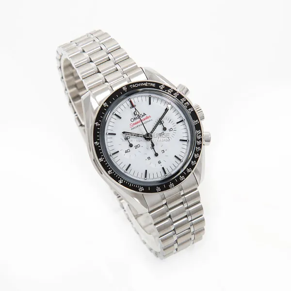 11518_watchlounge_lo_2.jpg