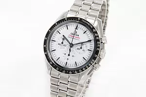 11519_watchlounge_lo_1.jpg