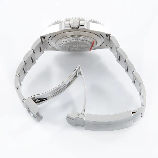 11789_watchlounge_lo_1.jpg