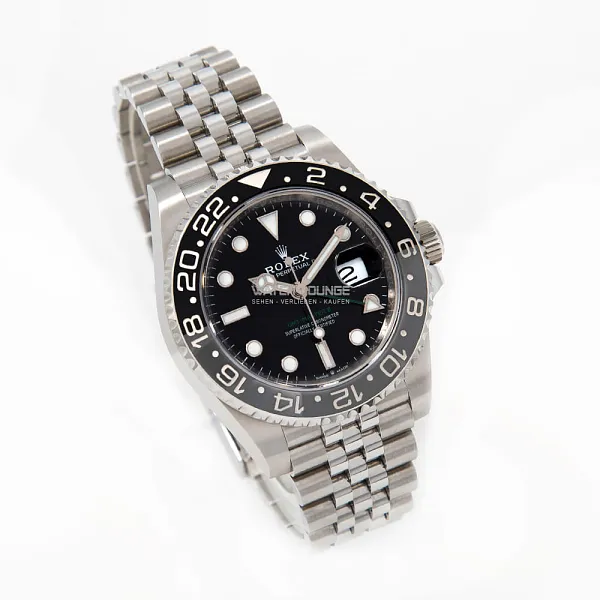11812_watchlounge_lo.jpg