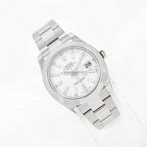 11979_watchlounge_lo.jpg