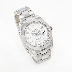 11981_watchlounge_lo.jpg