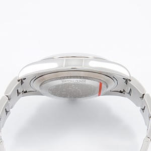 11984_watchlounge_lo.jpg