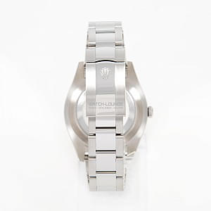 11986_watchlounge_lo.jpg