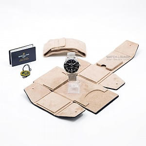 12002_watchlounge_lo.jpg