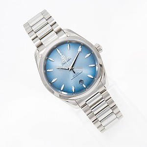 12068_watchlounge_lo.jpg
