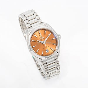 12094_watchlounge_lo.jpg