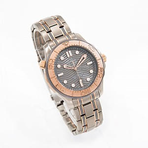 12122_watchlounge_lo.jpg