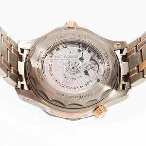12126_watchlounge_lo.jpg