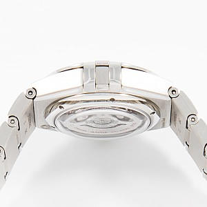 12190_watchlounge_lo.jpg