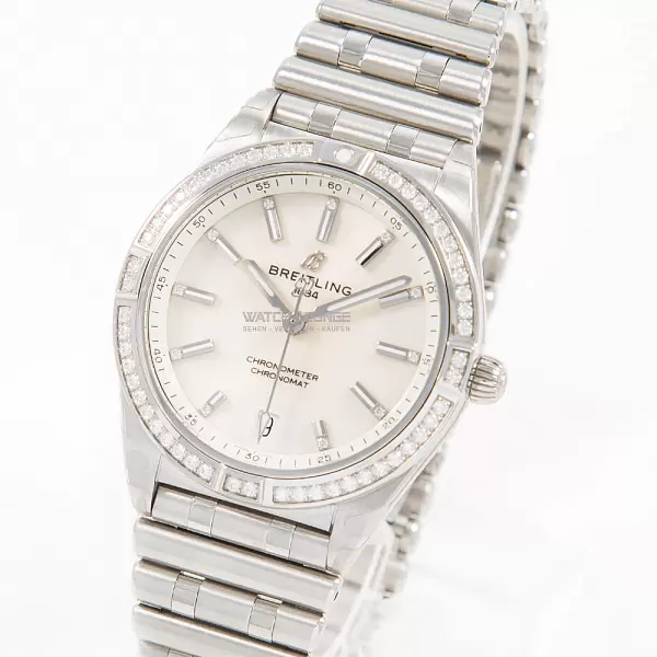 12203_watchlounge_lo_1.jpg