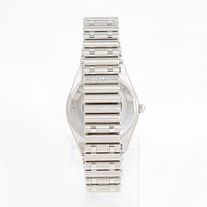 12211_watchlounge_lo.jpg