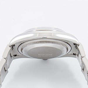 12317_watchlounge_lo.jpg