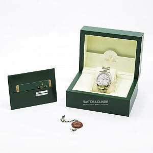 12320_watchlounge_lo.jpg