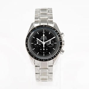 12359_watchlounge_lo.jpg