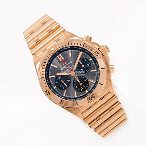 12369_watchlounge_lo.jpg