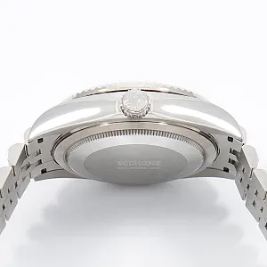 12493_watchlounge_lo_1.jpg
