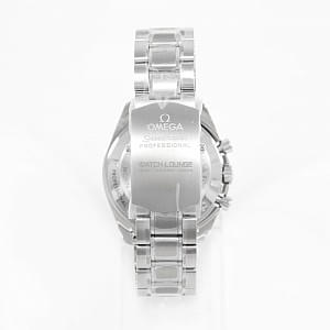 12712_watchlounge_lo.jpg