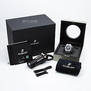 12757_watchlounge_lo.jpg