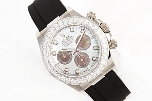 12770_watchlounge_lo.jpg