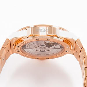12835_watchlounge_lo.jpg