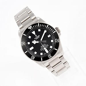 12842_watchlounge_lo.jpg