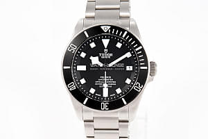 12843_watchlounge_lo.jpg