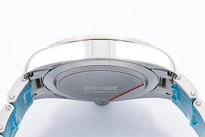 12869_watchlounge_lo.jpg