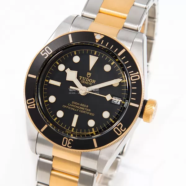 12874_watchlounge_lo_1.jpg