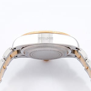 12880_watchlounge_lo.jpg