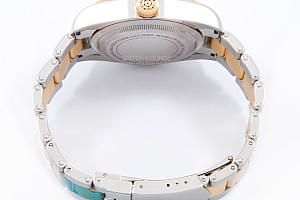 12881_watchlounge_lo.jpg