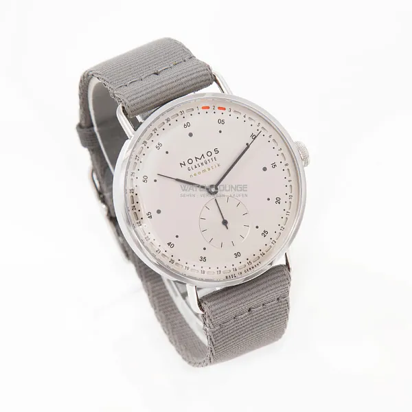 12888_watchlounge_lo_1.jpg